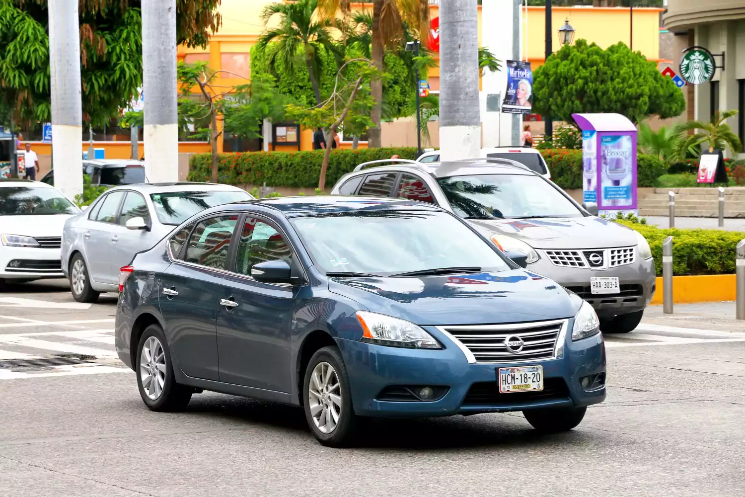 Nissan Sentra organizer for road trip